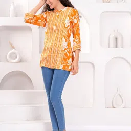 BAESD Women Geometric Printed Woollen Top-13