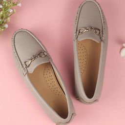 Metro Women Perforations Derbys-image-22