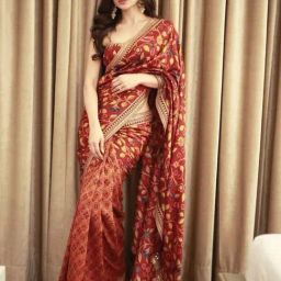 Satrani Red Embroidered Saree With Unstitched Blouse-image-11