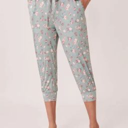 La Vie En Rose Green Printed Capris-image-96