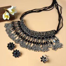 Teejh Pitara Collection Madhul Silver Oxidized Jewellery Set-image-0