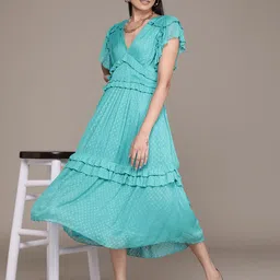 Label Ritu Kumar Green Solid Chiffon A-Line Midi Dress-image-48