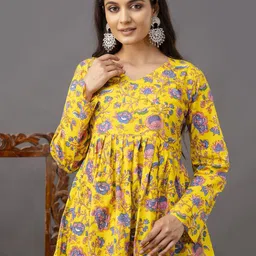 NISHABD Women Floral Printed V-Neck Cotton Top-image-35