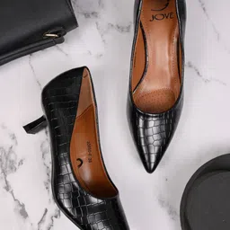 Jove Textured Pointed Toe Kitten Heels-9