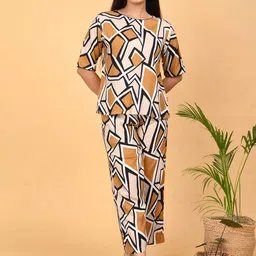 GOLDSTROMS Printed Round Neck Top With Trousers-picture-15