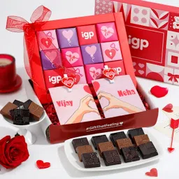 Hand Heart Personalized Couple's Hamper-image-22