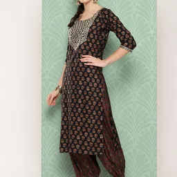 Libas Floral Printed Regular Sequinned Kurta with Salwar & Dupatta image 3