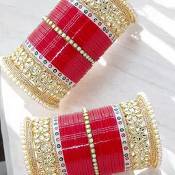 BeautyTrends Set Of 62 Gold-Plated Kundan-Studded & Beaded Dulhan Chuda Bangles-image-7