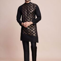 SHUBHVASTRA Men Sequinned Mandarin Collar Kurta-42