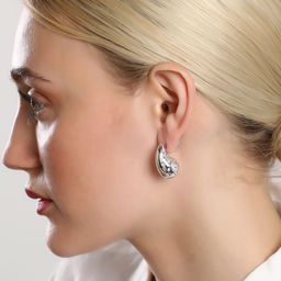 SOHI Silver-Plated The Small Dented Teardrop Shaped Studs image 5
