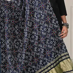 Apratim Printed Dupatta with Zari image 5