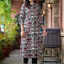 Juniper Abstract Printed Mandarin Collar A-Line Kurta-picture-7