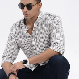 SHOWOFF Men Premium Spread Collar Gingham Checked Cotton Slim Fit Casual Shirt-image-67