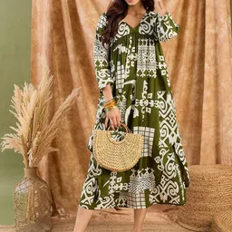 InWeave Women Geometric Printed Cotton A-Line Kurta with Trousers-image-67