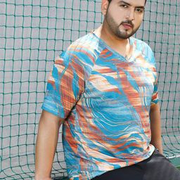 Instafab Plus Men Abstract Printed V-Neck Activewear T-shirt-picture-12