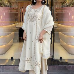 BAESD Women Ethnic Motifs Embroidered Sequinned Kurta with Trousers & Dupatta-picture-34