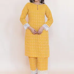 SUKITI Printed Round Neck Tunic With Trousers Co-Ords-picture-13