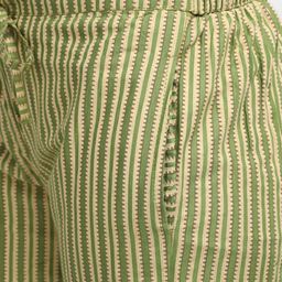 V-Mart Floral Printed Thread Work Regular Kurta with Trouser image 3