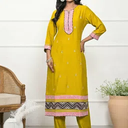 Kaftanize Ethnic Motifs Embroidered Thread Work Kurta with Trousers & With Dupatta image 5