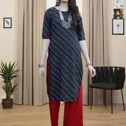 HERE&NOW Selection Of 3 Paisley Printed Round Neck Straight Kurtas-image-76