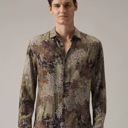 Banana Club Men Earthen Camo Print Feather Shirt-image-76