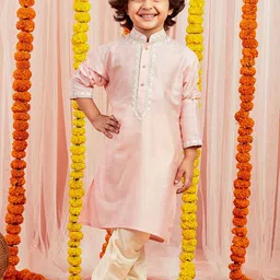 VASTRAMAY Boys Floral Yoke Design Regular Thread Work Kurta With Pyjama-4