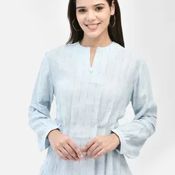 FUTURO Women Self Design V-Neck Top-picture-27