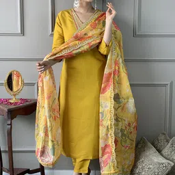 Twika Women Ethnic Motifs Embroidered Kurta with Trousers & Dupatta-image-5