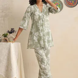Khushal K Printed Cotton V-Neck Three Fourth Sleeve Top With Trouser Co-Ords-picture-4