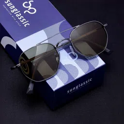 SUNGLASSIC Phantom Unisex Gun-Silver Green Hexagon Sunglasses Phantom-Gun-Light-Green-image-53