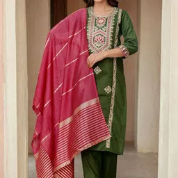 SKYLEE Women Ethnic Motifs Embroidered Kurta with Trousers & Dupatta-image-6