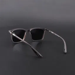 Voyage Unisex Square Sunglasses with Polarised and UV Protected Lens image 3