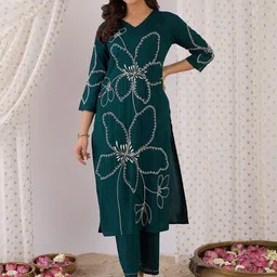Indo Era Embroidered V-Neck Tunic With Trouser-picture-19