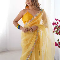 HERE&NOW Sequinned Net Saree image 2