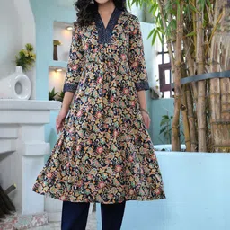 SINGNI Women Floral Printed Regular Kurta with Palazzos & With Dupatta-picture-15