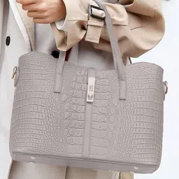 SYGA Set Of 3 Textured Leather Structured Handheld Bags image 3
