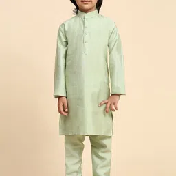Pro-Ethic STYLE DEVELOPER Boys Mandarin Collar Regular Kurta with Pyjamas & Nehru jacket image 3