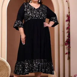 PrettyPlus by Desinoor.com Plus Size Floral Print A-Line Midi Dress-picture-0