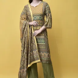 Shree Floral Printed Sweetheart Neck Straight Kurta With Trouser & Dupatta-53