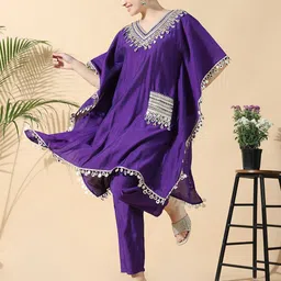 SHOWOFF Women Embroidered Regular Mirror Work Kurta with Trousers-45