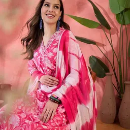 Sangria Pink Floral Printed Pure Cotton A-Line Kurta With Trouser And Dupatta-8