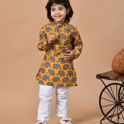 MoMaa Boys Animal Printed Regular Pure Cotton Kurta with Pyjamas-56
