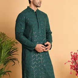 Jompers Men Leheriya Embroidered Sequinned Kurta-image-90