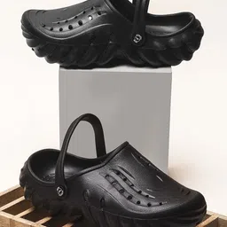 BERSACHE Pack Of 2 Men Self Design Clogs With Printed Sliders image 5