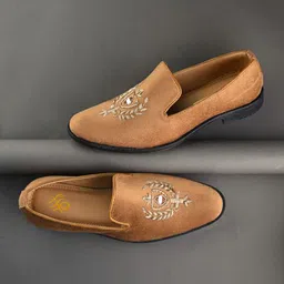 House of Pataudi Men Woven Design Embellished Velvet Casual Loafers-picture-10