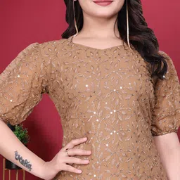 PARROT CREATION Floral Embroidered Sweetheart Neck Sequinned Straight Kurta image 4