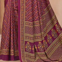 DIVASTRI Geometric Printed Saree With Blouse image 5
