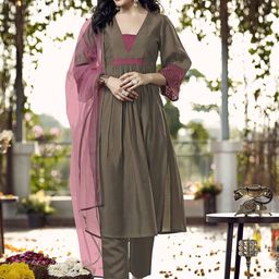 Tikhi Imli Pleated V-Neck Thread Work Kurta With Trousers & Dupatta-57
