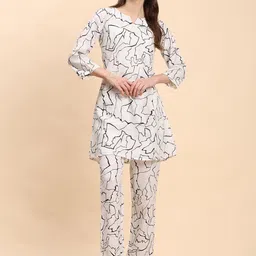 Noia Abstract Printed Three Quarter Sleeve Tunic With Trouser Co-Ords-picture-1