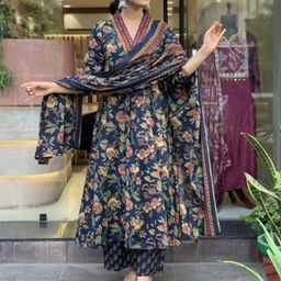 divastri Women Viscose Rayon Kurta Pant Dupatta Set-picture-30